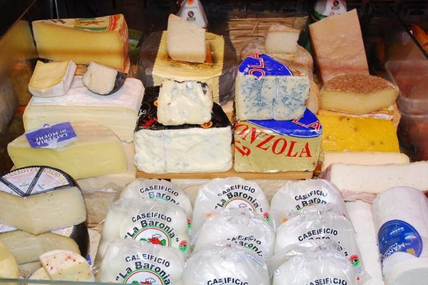 galleria-formaggi-macelleria-paltrinieri-quality-food-ferrara1