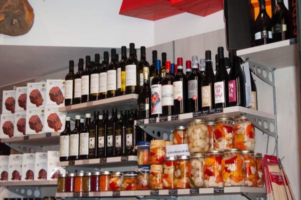 galleria-vino-macelleria-paltrinieri-quality-food-ferrara1